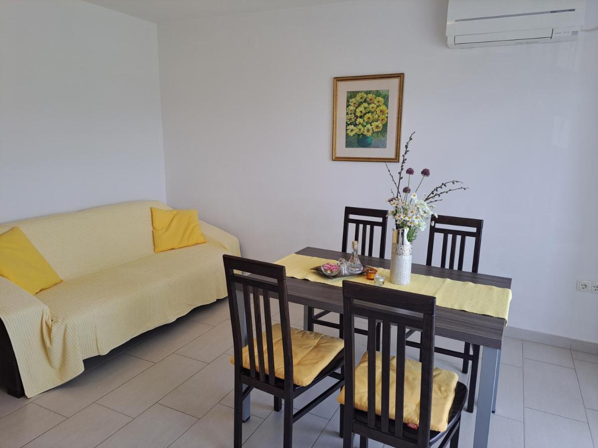 Apartments Fran I Baška Esterno foto
